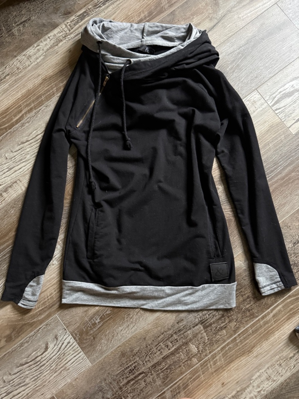 AMPERSAND AVE Black and Gray Hooded Pullover
